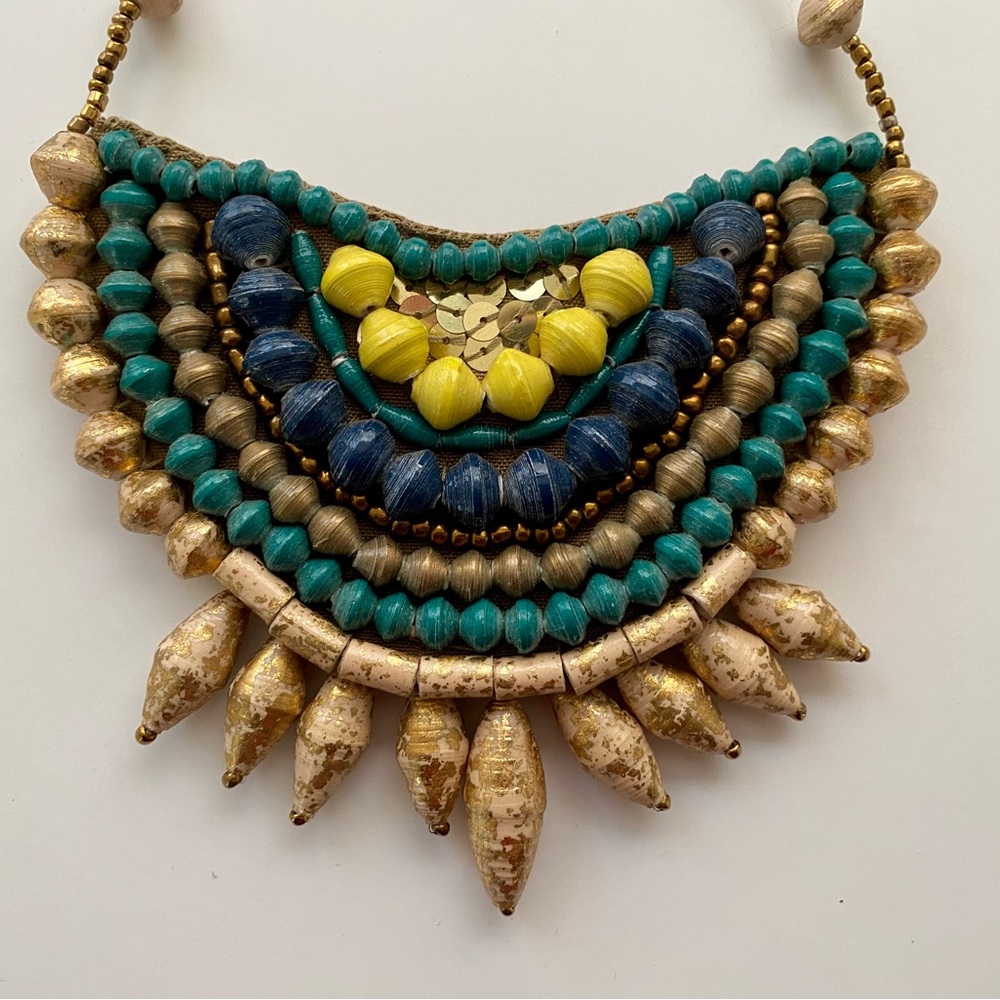 NWT Thirty One Bits Necklace